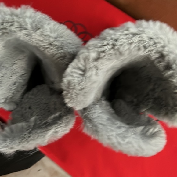 Fur boots - Picture 2 of 4